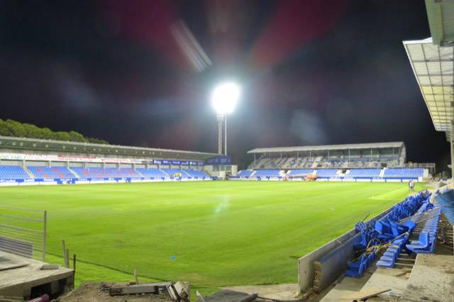 Estadio de El Alcoraz, escenario del partido (Foto: Roger Navarro).
