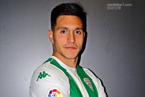Jesús Valentín juega actualmente en el Córdoba.