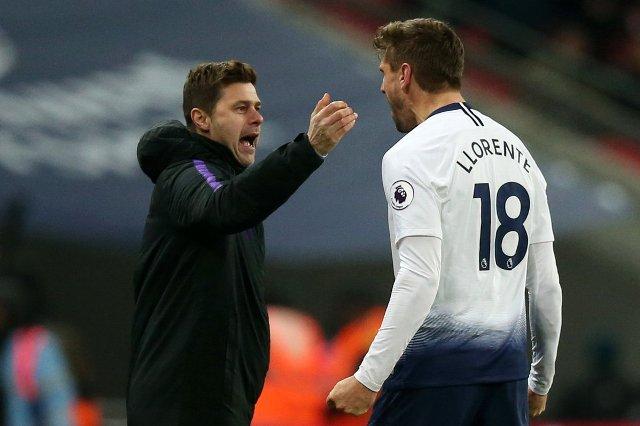 Llorente mantiene una gran relación con su míster Pochettino. (Foto: Tottenham Hotspur).