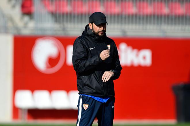 Pablo Machín, en el entrenamiento de este viernes (Foto: Kiko Hurtado).