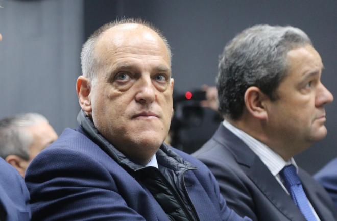 Javier Tebas y Tino Fernández, en el acto de presentación del Dépor en LaLiga Genuine (Foto: Iris Miquel).