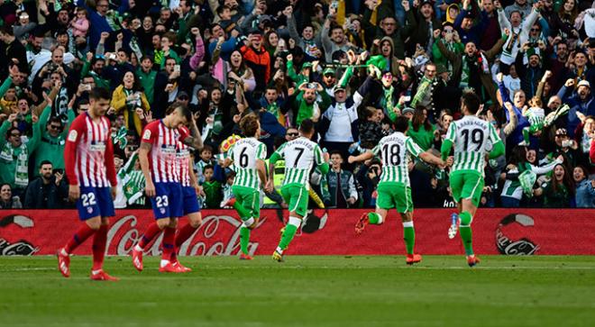 Gol del Betis ante el Atlético (Foto: Kiko Hurtado).