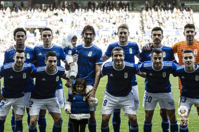 Once inicial del Real Oviedo en el partido frente al Cádiz (Foto: LaLiga).