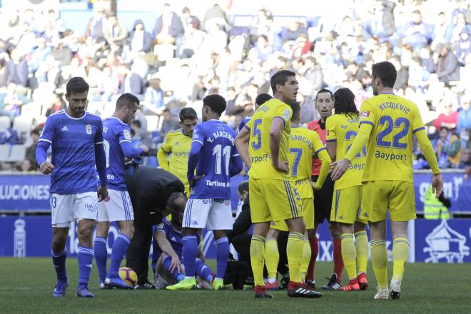 Imagen del partido entre el Real Oviedo y el Cádiz (Foto: Luis Manso)