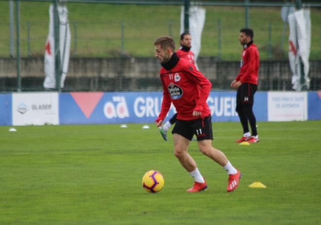 Fede Cartabia, en un entrenamiento del Deportivo en Abegondo (Foto: Iris Miquel).