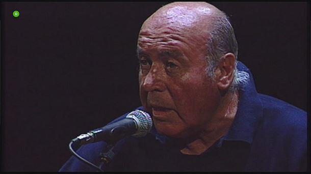 Mikel Laboa, uno de los más importantes cantautores en euskera del final del siglo xx.