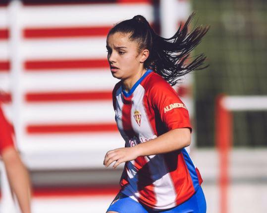 Noelia Fernández, jugadora del Sporting Femenino (Foto: RSG).