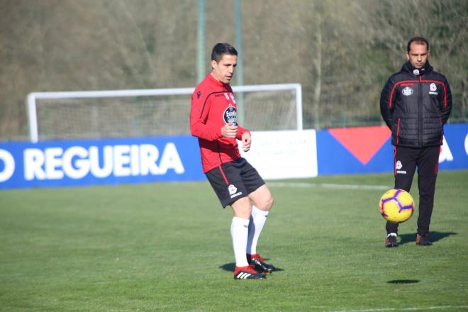 Pedro Sánchez realizó parte del entrenamiento con el grupo (Foto: Iris Miquel).