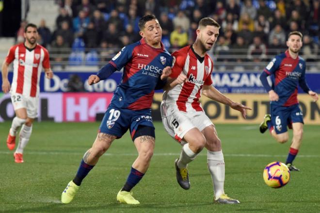 Yeray Álvarez ha despertado el interés del Atlético. (Foto: EFE).