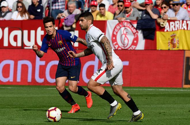 Banega, en el Sevilla-Barcelona. (Foto: Kiko Hurtado).