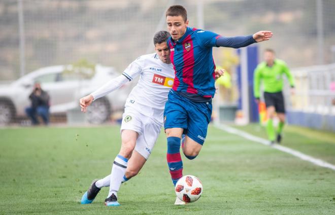 Anthony Georgiou, autor de su primer gol con el Atlético Levante el día de su 22 cumpleaños. (Foto: Levante UD)