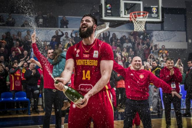 Dubljevic feliz con Montenegro
