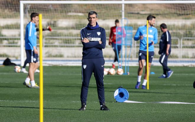 Muñiz, durante la sesión de esta mañana en el Ciudad de Málaga.