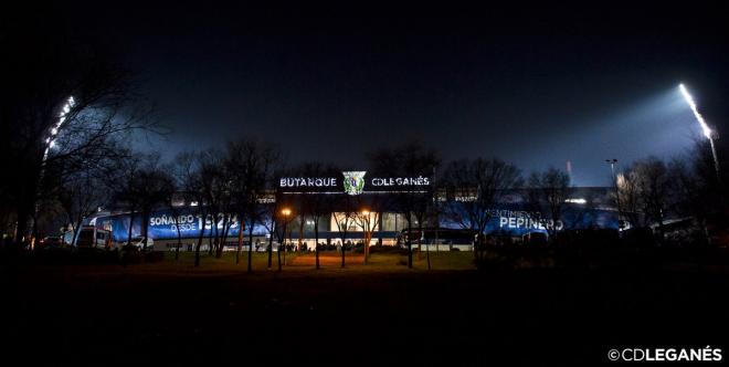 Exteriores del estadio de Butarque (Foto: CDL).