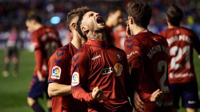 Rubén García celebra un gol en El Sadar (Foto: LaLiga).