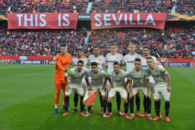 El once del Sevilla ante el Slavia. (Foto: Kiko Hurtado).