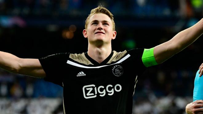 De Ligt celebra la clasificación del Ajax ante el Real Madrid.