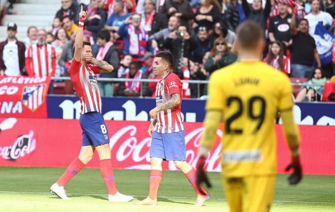Saúl y Correa celebran el 1-0 del Atlético ante el Leganés (Foto: ATM).
