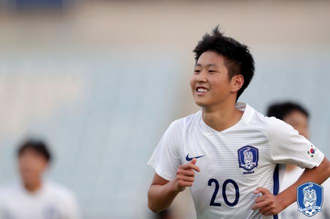 Kang In Lee con la selección de Corea