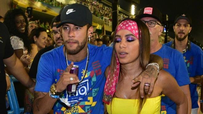 Neymar y Anitta, en el inicio del Carnaval 2019.