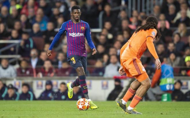 Dembélé encara a Denayer (Foto: FCB).