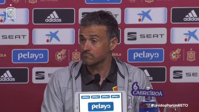 Luis Enrique comenta la lista de la selección española en la que están Iker Muniain e Iñigo Martínez.