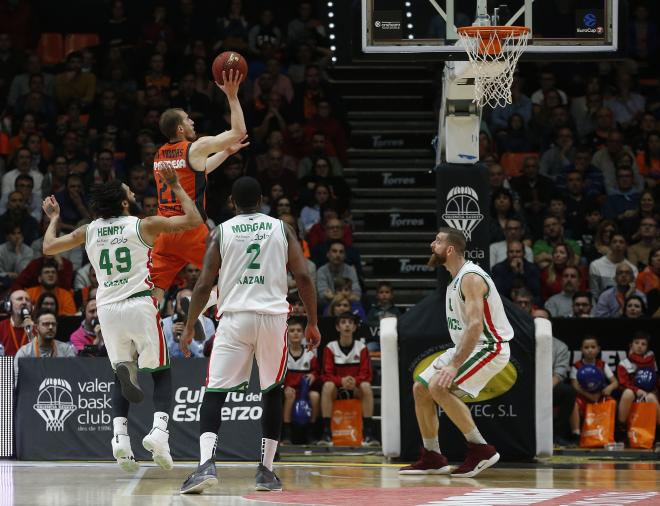 Valencia Basket doblegó a Unics Kazan. (Foto: Miguel A. Polo)