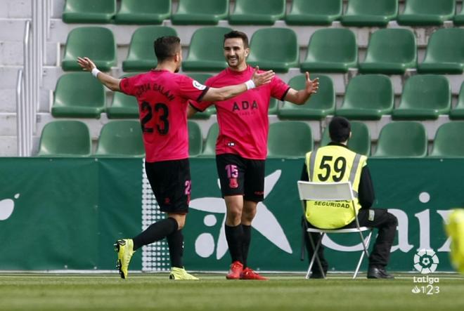 Juan Muñoz celebra su gol con el Alcorcón (Foto: LaLiga).