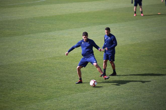 Garrido, entrenándose junto a Machis (Foto: Cristo García).