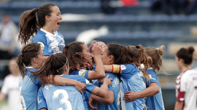 Las jugadoras del Málaga Femenino celebran la victoria (Foto: LaLiga).