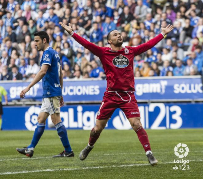 Quique González celebra su gol en el Carlos Tartiere (Foto: LaLiga).