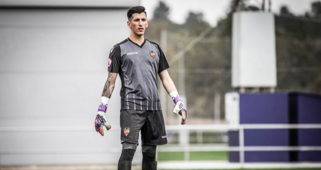 Dani Cárdenas en la Ciudad Deportiva de Buñol. (Foto: Levante UD)