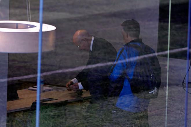 Lorenzo Serra Ferrer, con Pep Alomar, en la nueva zona de la Ciudad Deportiva (Foto: Kiko Hurtado).