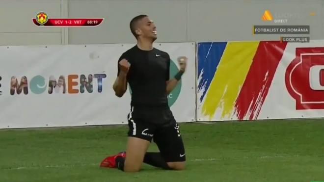 Rivaldinho celebra su gol con el Viitorul Constanta en la Copa de Rumanía.