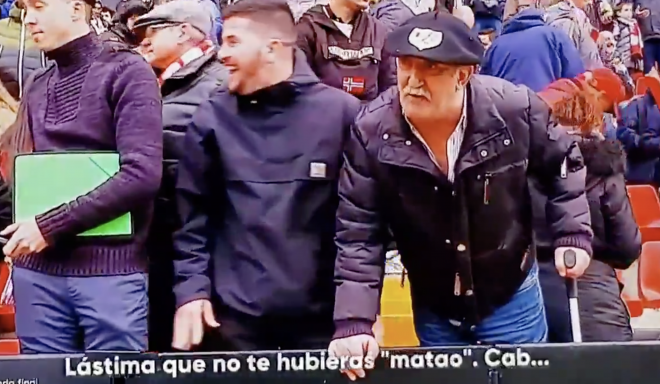 Aficionados insultan a Marcelino en el Rayo-Valencia