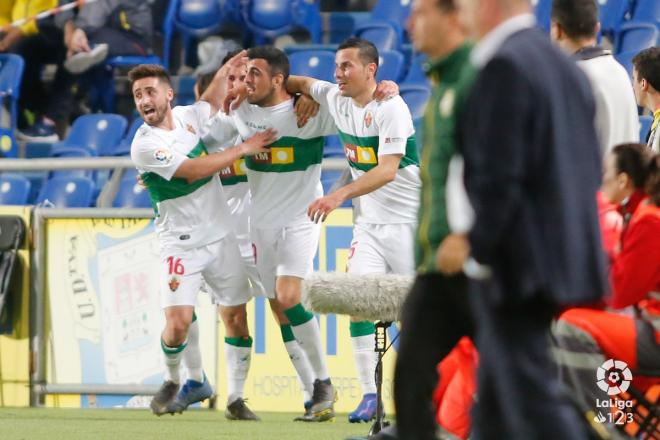 Nacho Gil celebra un gol con el Elche (Foto: Elche CF)
