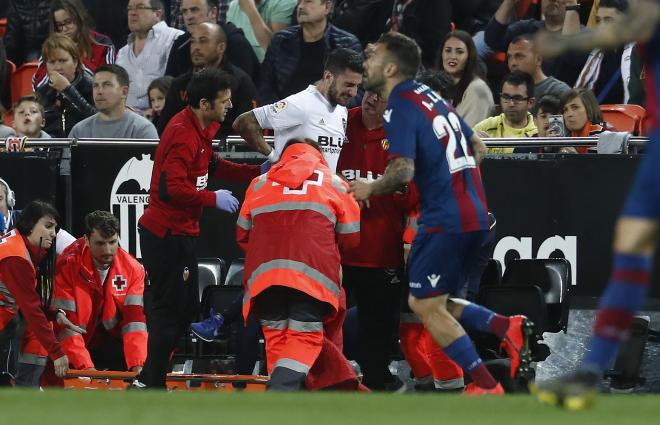 Piccini se lesionó en el Valencia-Levante (Foto: David González)