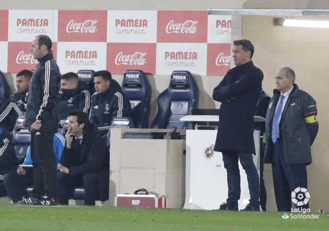 Luis García Plaza, en la banda del Bernabéu como técnico del Villarreal (Foto: LaLiga).