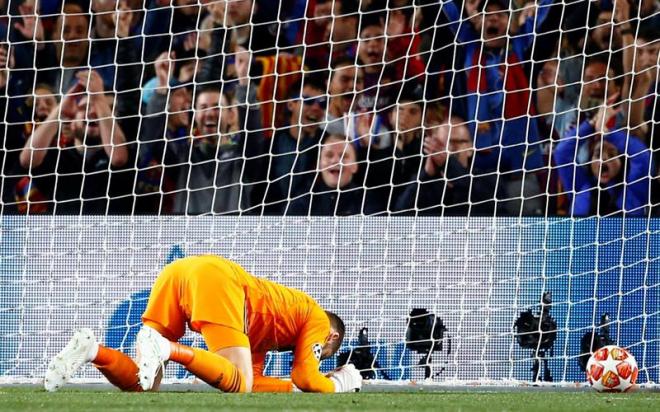 David de Gea se lamenta tras su error en el gol de Messi.