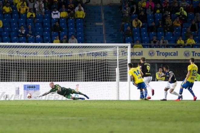 Machis, anotando el primer gol en Las Palmas.