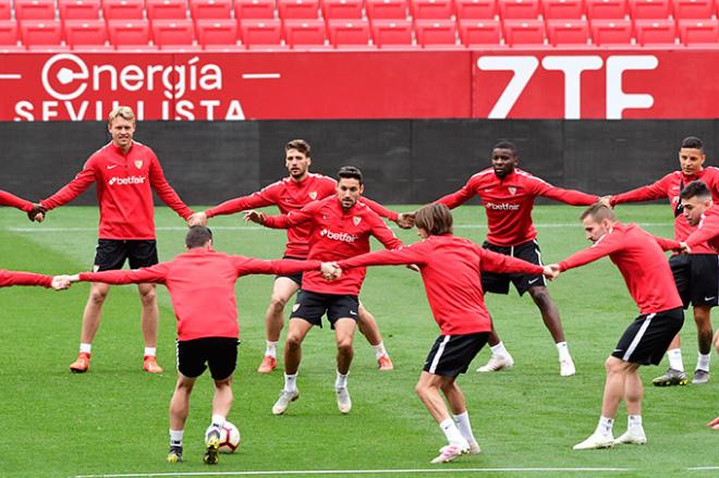 Imagen de un entrenamiento del Sevilla de esta semana (Foto: Kiko Hurtado).