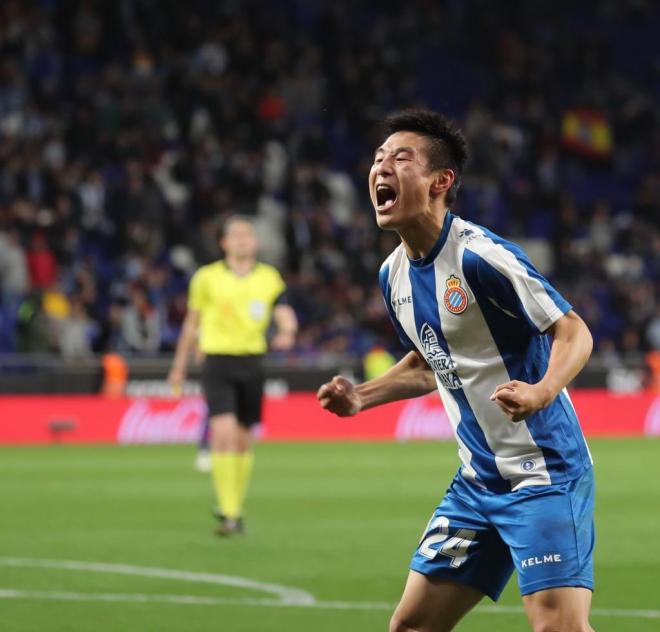 Wu Lei celebra su gol ante el Celta (Foto: RCDE).
