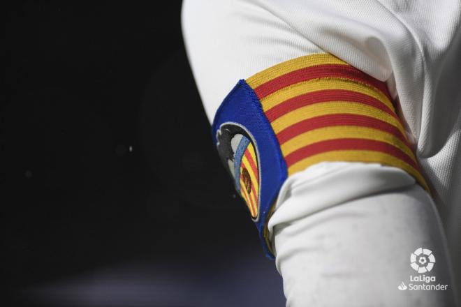 Brazalete de capitán del Valencia CF