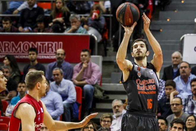 Valencia Basket ganó en Zaragoza