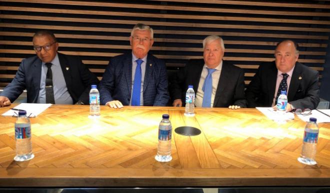 Ben Barek, Martín Aguilar, Aguilera y Olmedo, en la última Junta General de Accionistas (Foto: Málaga CF).