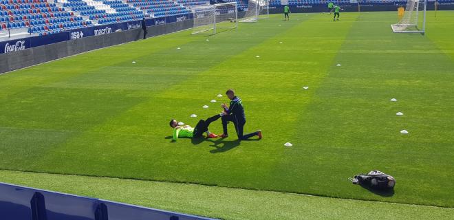 José Luis Morales junto a Javi Olmo.