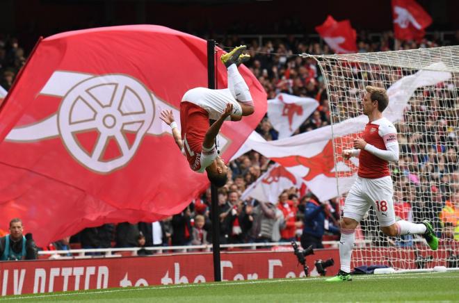 Aubameyang celebra su gol. (Foto: Arsenal)