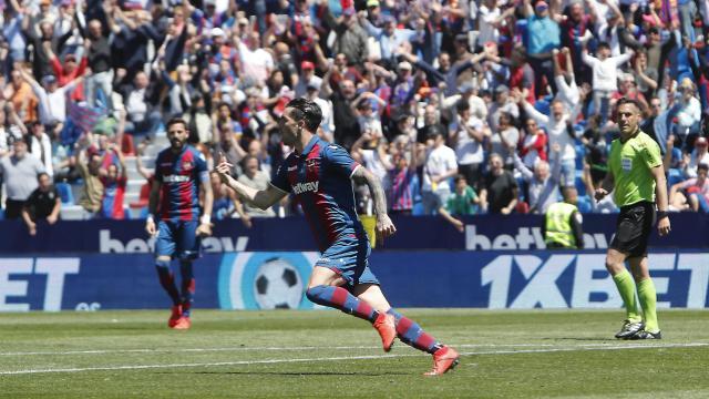 Jason celebra su gol en el Ciutat de València. (Foto: LaLiga)