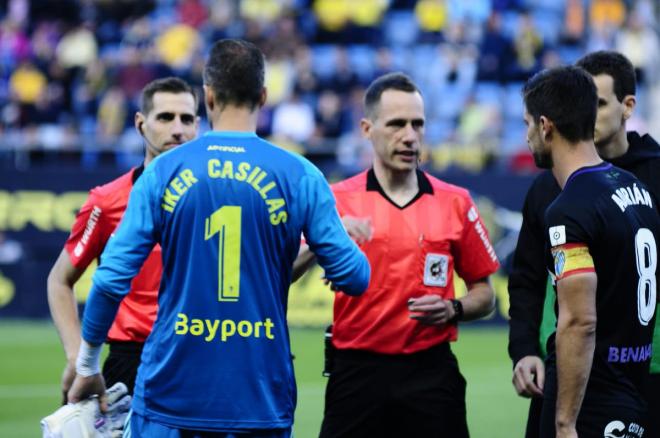 Alberto Cifuentes, con el nombre de Iker Casillas en el dorsal (Foto: Cádiz CF).