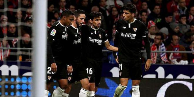 Los futbolistas del Sevilla celebran un gol en el Wanda la temporada pasada.